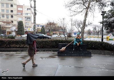 بارش برف در مشهد