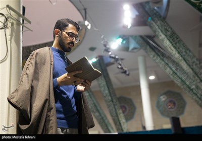 مراسم معنوی ام داوود در مسجد دانشگاه تهران