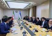 Iran, Uzbekistan Emphasize Developing Relations in Trade, Economic, Energy Fields