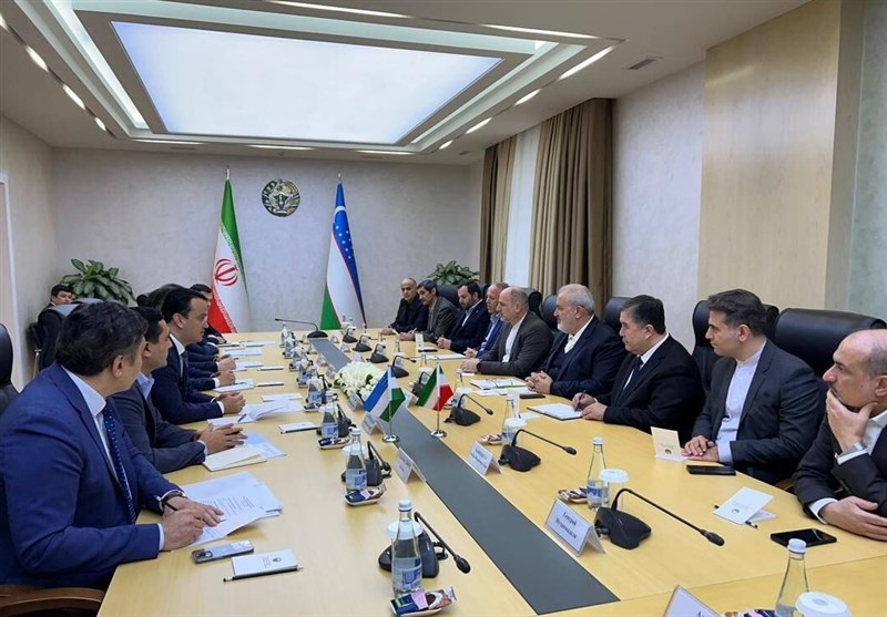 Iran, Uzbekistan Emphasize Developing Relations in Trade, Economic, Energy Fields