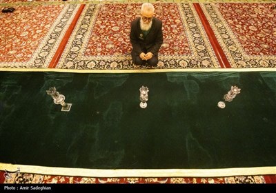 Настроение священной усыпальницы Хазрата Шахчерага вечером в годовщину его мученической кончины