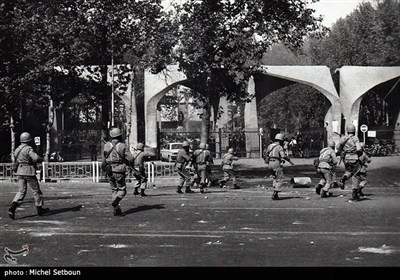انقلاب اسلامی ایران به روایت تصویر