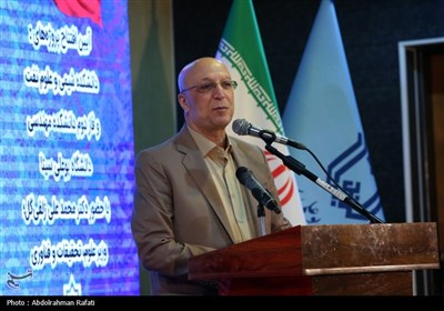  وزیر علوم: جمهوری اسلامی یک جامعه مقتدر علمی است 