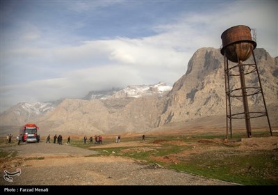 بازدید خبرنگاران از پروژه های نهضت ملی مسکن در کرمانشاه