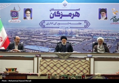 جلسه شورای اداری استان هرمزگان با حضور رئیس جمهور