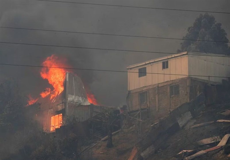Şili&apos;de Büyük Yangınlar Devam Ediyor