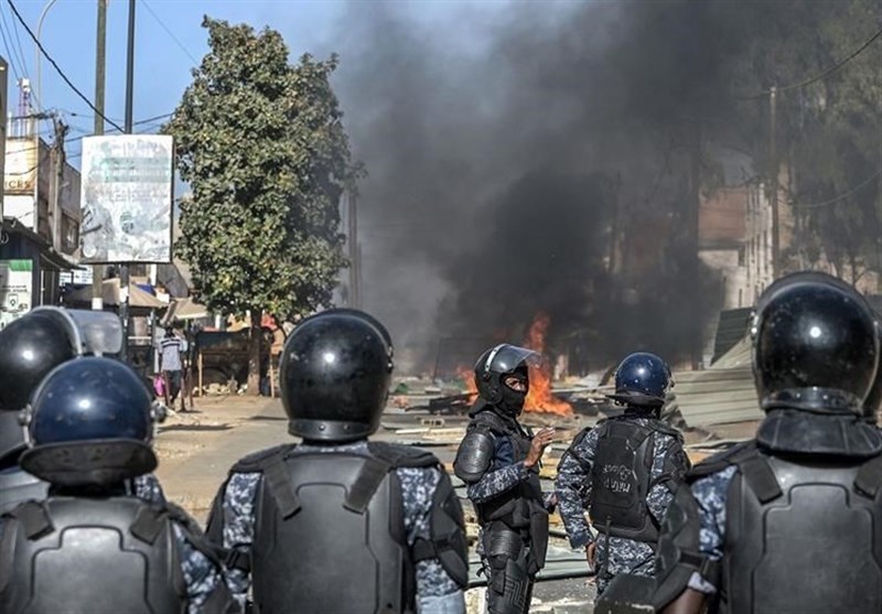 Police, Protesters Clash After Senegal Election Postponed