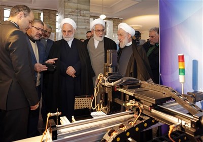 بازدید حجت‌الاسلام اژه‌ای از نمایشگاه فناوری‌های دانش‌بنیان قضایی