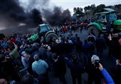 Spanish Farmers Blockade Roads for Second Day against EU Policies