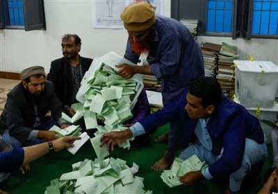  رسانه‌های پاکستان: نامزدهای مرتبط با حزب «عمران خان» پیشتاز انتخابات هستند + عکس 
