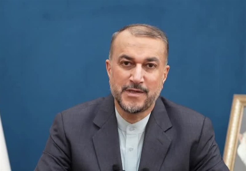 Iranian FM Highlights Islamic Revolution Achievements in Anniv. Message (+Video)