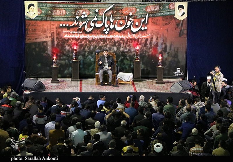 اجتماع هیئت‌های مذهبی در اربعین شهدای انفجار تروریستی کرمان + تصویر