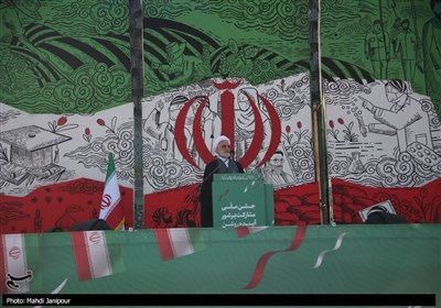 اژه‌ای در اصفهان: مسئولان نظام در قبال عظمت مردم وظیفه بسیار سنگینی دارند 