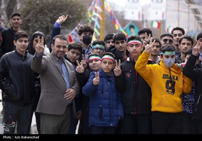 راهپیمایی 22 بهمن در خرم آباد