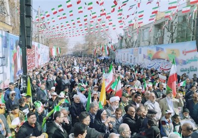  راهپیمایی ۲۲ بهمن تمام نقشه‌های دشمن را از بین می‌برد/ حضور مردم تضمین‌کننده ادامه مسیر انقلاب است 
