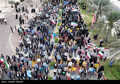 راهپیمایی 22 بهمن در کیش