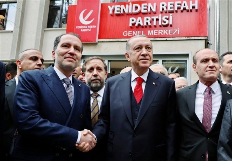 رقابت برای شهرداری استانبول؛ شاگردان اربکان و اوجالان علیه اردوغان