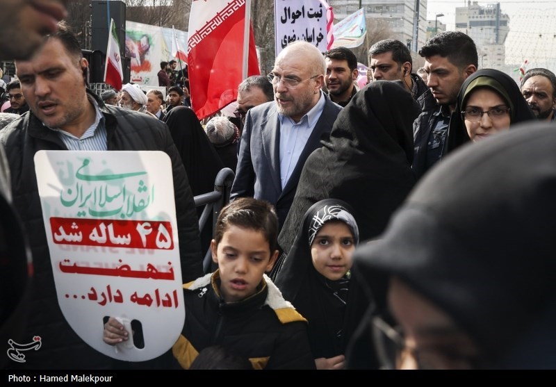 حضور رئیس مجلس در راهپیمایی 22 بهمن - مشهد مقدس- عکس خبری تسنیم