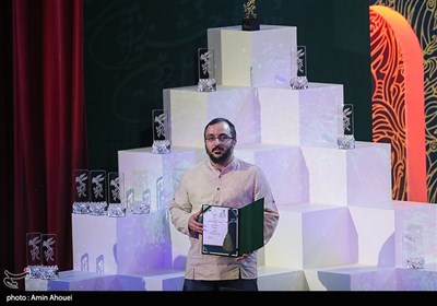 دیپلم افتخار بهترین فیلم پویانمایی به محمدمهدی مشکوری برای تهیه‌کنندگی "ببعی قهرمان"اهدا شد‌.