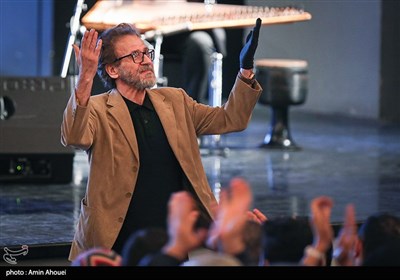 حضور ابوالفضل پورعرب در اجرای کنسرت سالار عقیلی در نخستین شب سی‌و‌نهمین جشنواره موسیقی فجر- تالار وحدت