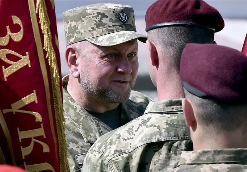 اقدام زلنسکی در تغییر فرمانده کل نیروهای مسلح اوکراین به چه معناست؟