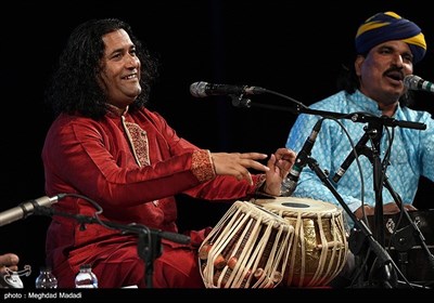 اجرای گروه ترانه های راجستان از هندوستان