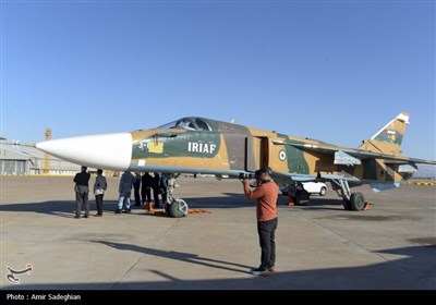 مراسم بازآمد هواپیما‌های شکاری و ترابی در پایگاه هوایی شهید دوران شیراز