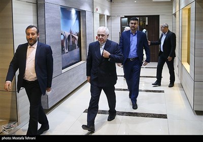 محمدجواد ظریف در خانه گفت و گوی آزاد انتخابات