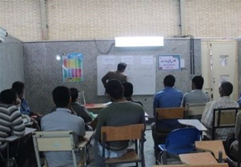 آموزش 119 سوادآموز خراسان جنوبی در طرح ندامتگاه