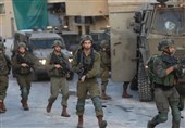 Israeli Forces Arrest 25 Palestinians in West Bank Raids