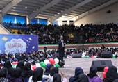 جشن بزرگ تکلیف سیاسی 4 هزار دانش‌آموز دختر رای اولی شیرازی برگزار شد