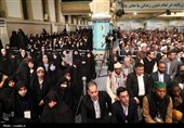 Int’l Quran Competition Participants Meet with Ayatollah Khamenei