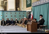 Int’l Quran Competition Participants Meet with Ayatollah Khamenei