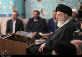Int’l Quran Competition Participants Meet with Ayatollah Khamenei