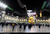 Pilgrims Celebrate Birthday of Imam Mahdi (AS) in Mashhad