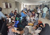 پخت و توزیع 10 هزار پرس غذای نذری نیمه شعبان در جنوب استان بوشهر + تصویر