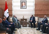 السفیر الإیرانی یلتقی رئیس الوزراء السوری