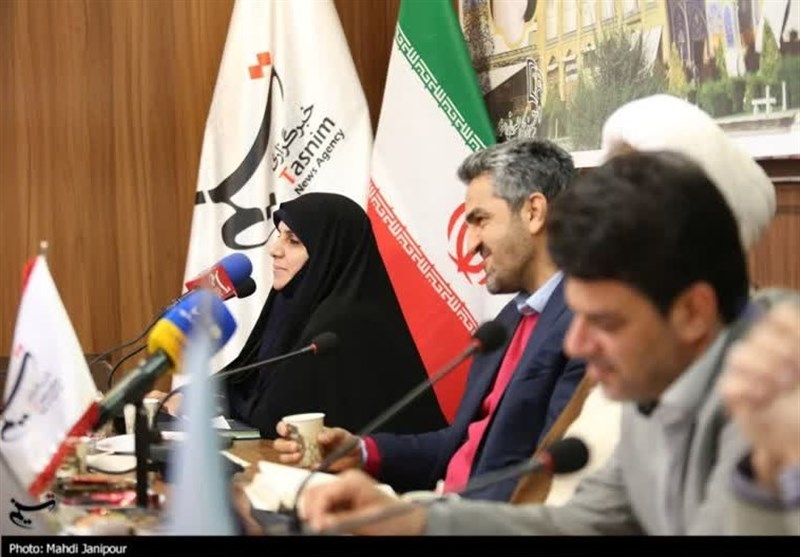 داوطلب مجلس در اصفهان: آمده‌ام که صدای مردم باشم/ جایگاه بانوان ایرانی را به رخ کل جهانیان می‌کشیم