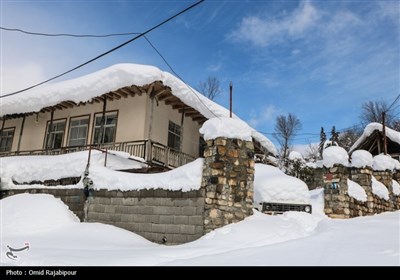 بارش برف در روستاهای اشکورات گیلان