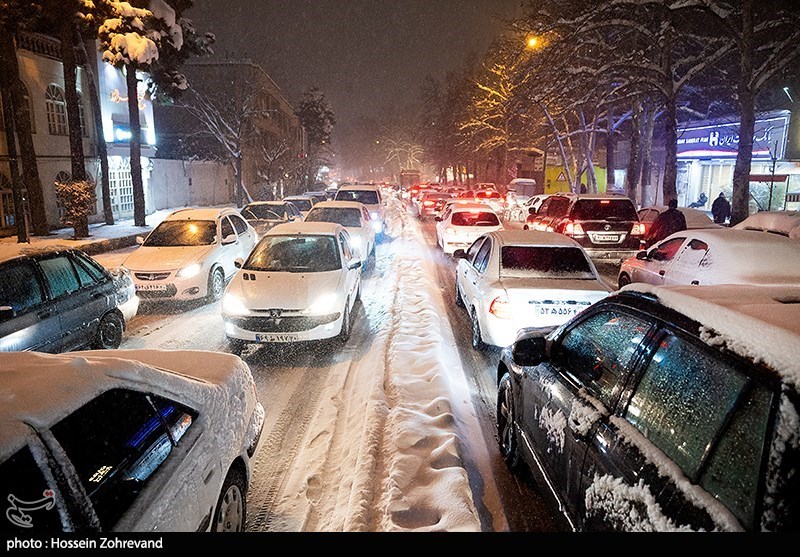 آماده‌باش شهرداری تهران در پی ادامه‌دار بودن بارش برف