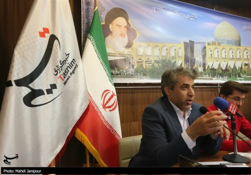 داوطلب مجلس: اصفهان در اکثر شاخص‌های توسعه عقب‌ماندگی‌های جدی دارد/ تحولات زیربنایی ایجاد خواهیم کرد