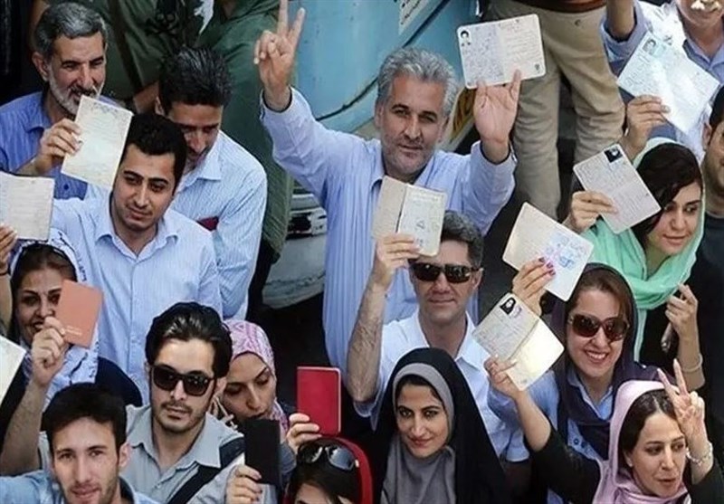 انتخابات ایران| شکوه حضور در &quot;صبح جمعه&quot;/ ‌روز سرنوشت‌ساز برای انتخاب 290 نماینده &quot;اصلح&quot; + فیلم