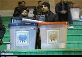 انتقال صندوقها و تعرفه های رای به محل شعب اخذ رای-همدان