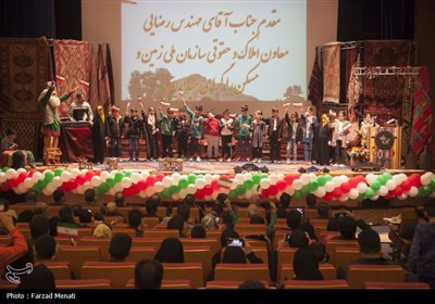 اهدای 1300 قطعه زمین در قالب طرح حمایت از خانواده و جوانی جمعیت -کرمانشاه