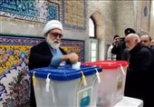تولیت آستان قدس رضوی رای خود را به صندوق انداخت+فیلم