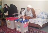 رأی‌دهی علمای اصفهان/ دعوت علما از مردم اصفهان برای مشارکت حداکثری در انتخابات