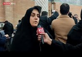 مادر شهید: مردم با حضور در پای صندوق‌های رأی مشت محکمی بر دهان ابرقدرت‌ها بزنند + فیلم
