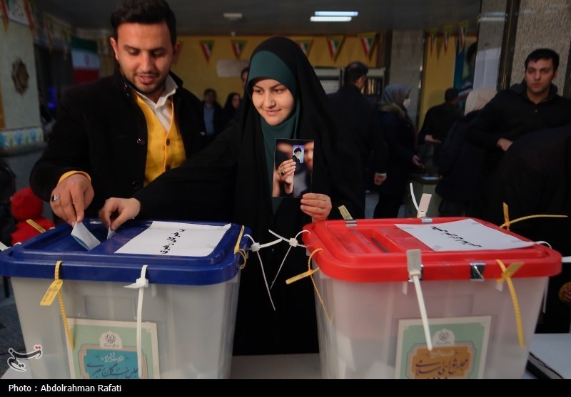 انتخابات مجلس در مشهد به دور دوم کشیده شد/ راهیابی 3 نامزد به مجلس