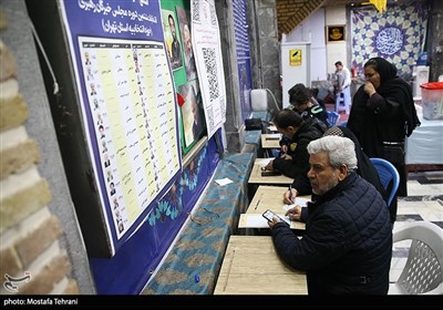 ساعات پایانی انتخابات 1402 در مسجد امام سجاد (ع) تهران 
