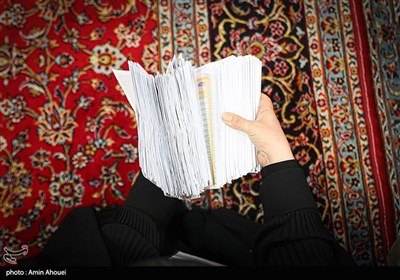 شمارش آرا انتخابات در شعب اخذ رأی تهران- عکس خبری تسنیم